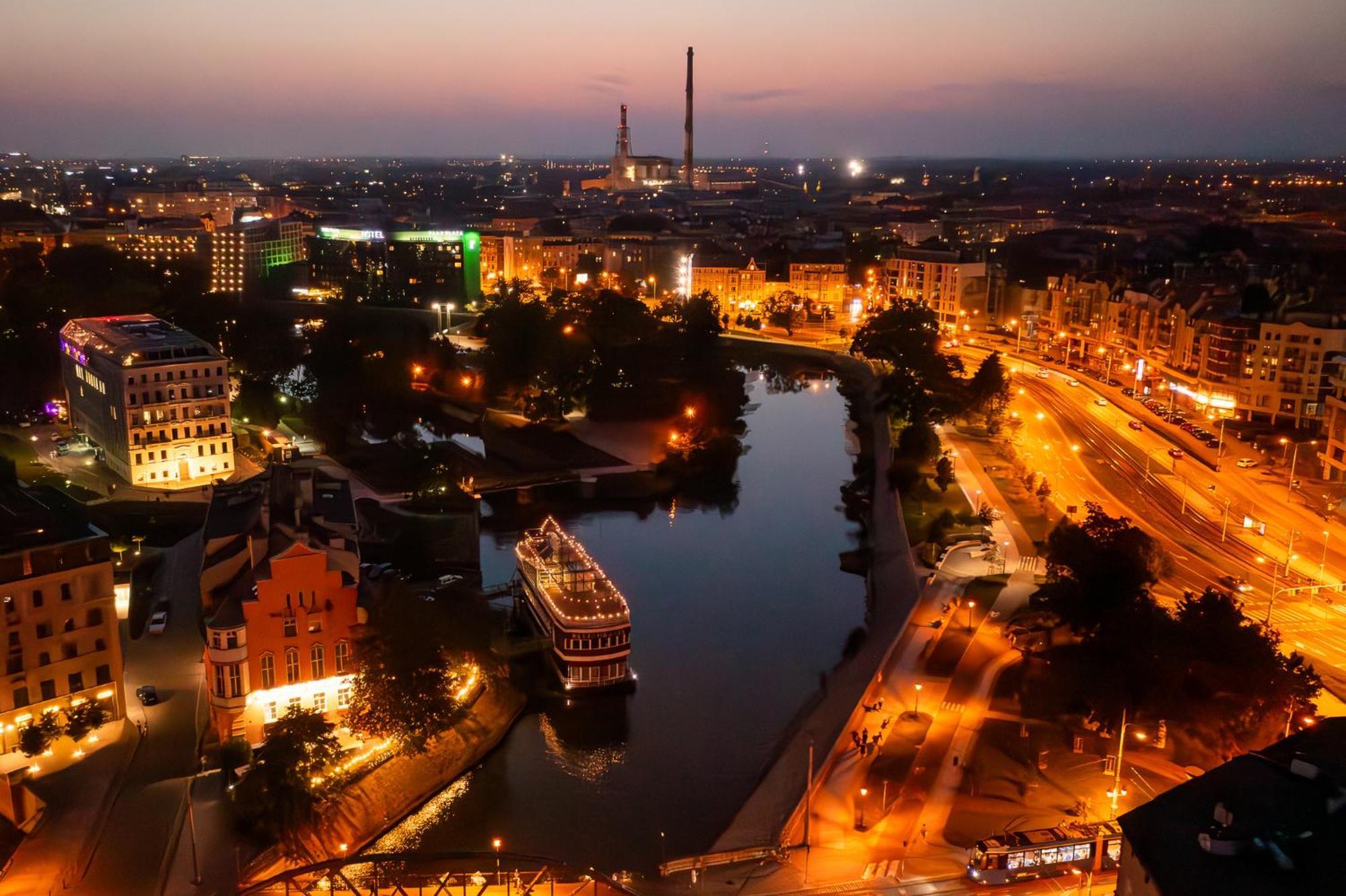 Great Polonia Wroclaw Tumski Breslávia Exterior foto